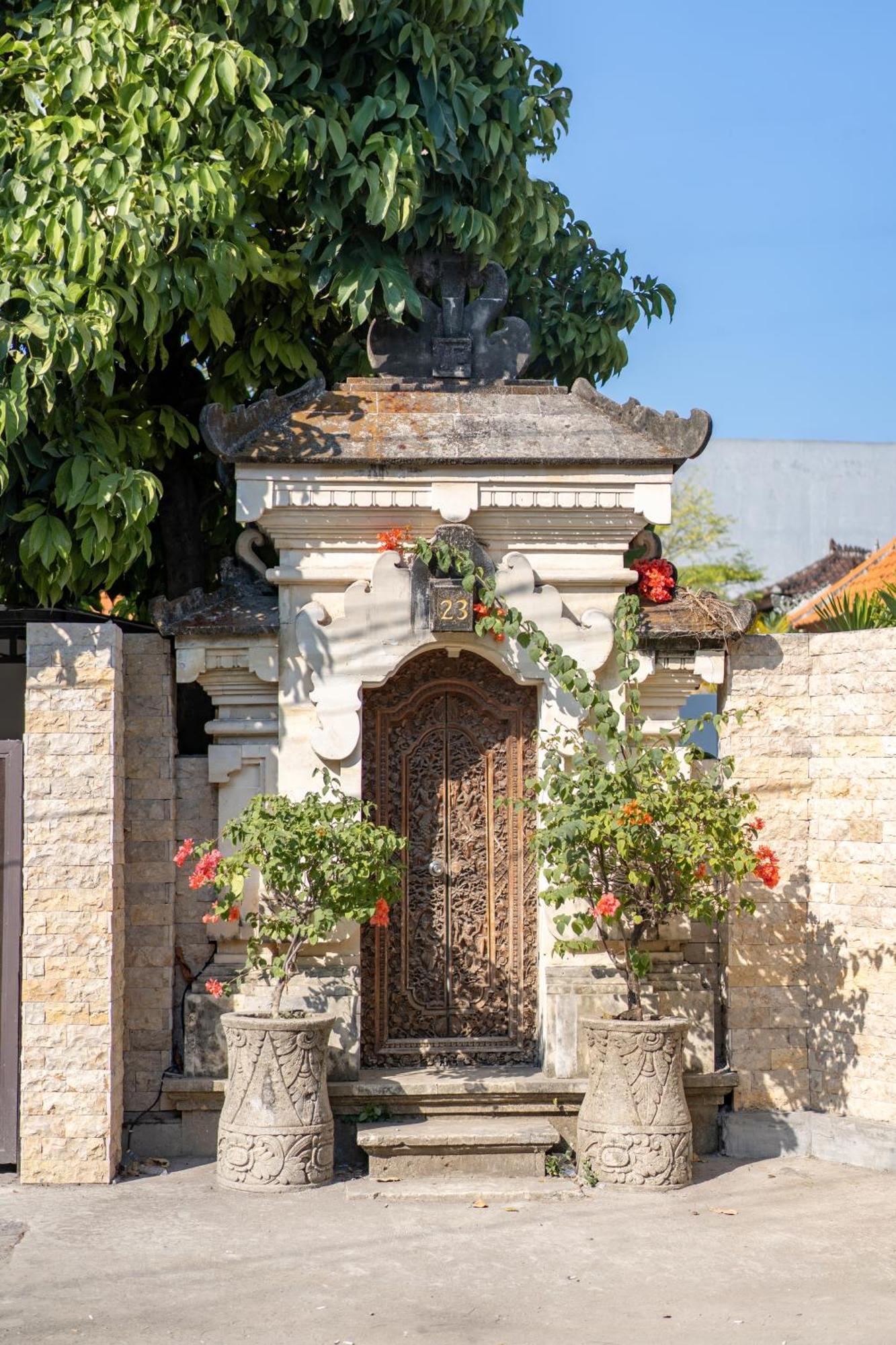 Cozy Up Villa Sanur 外观 照片